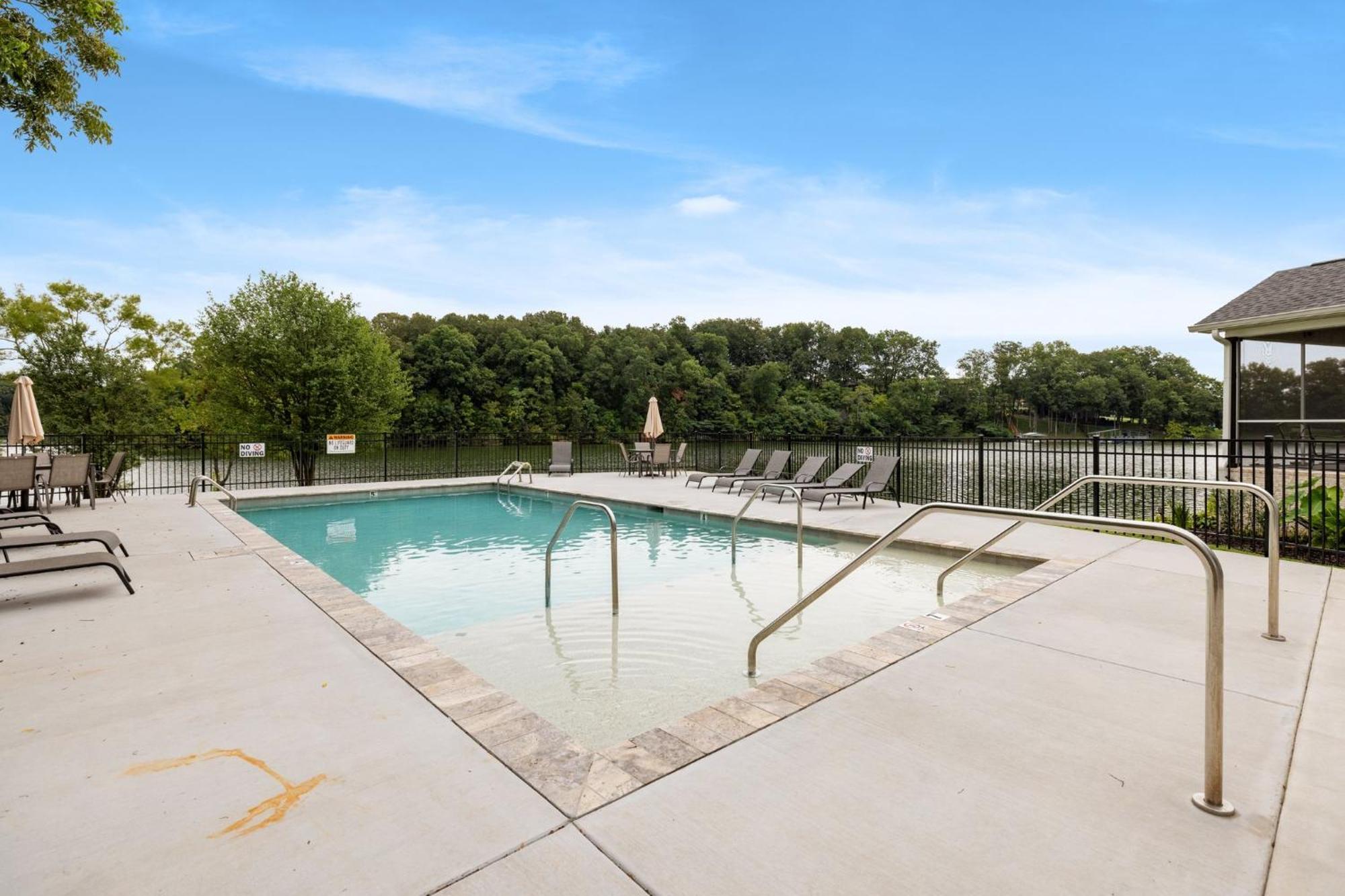 Winchester Cozy Lake Cottage W/ Kayaks, Sups, Pool & Firepit מראה חיצוני תמונה